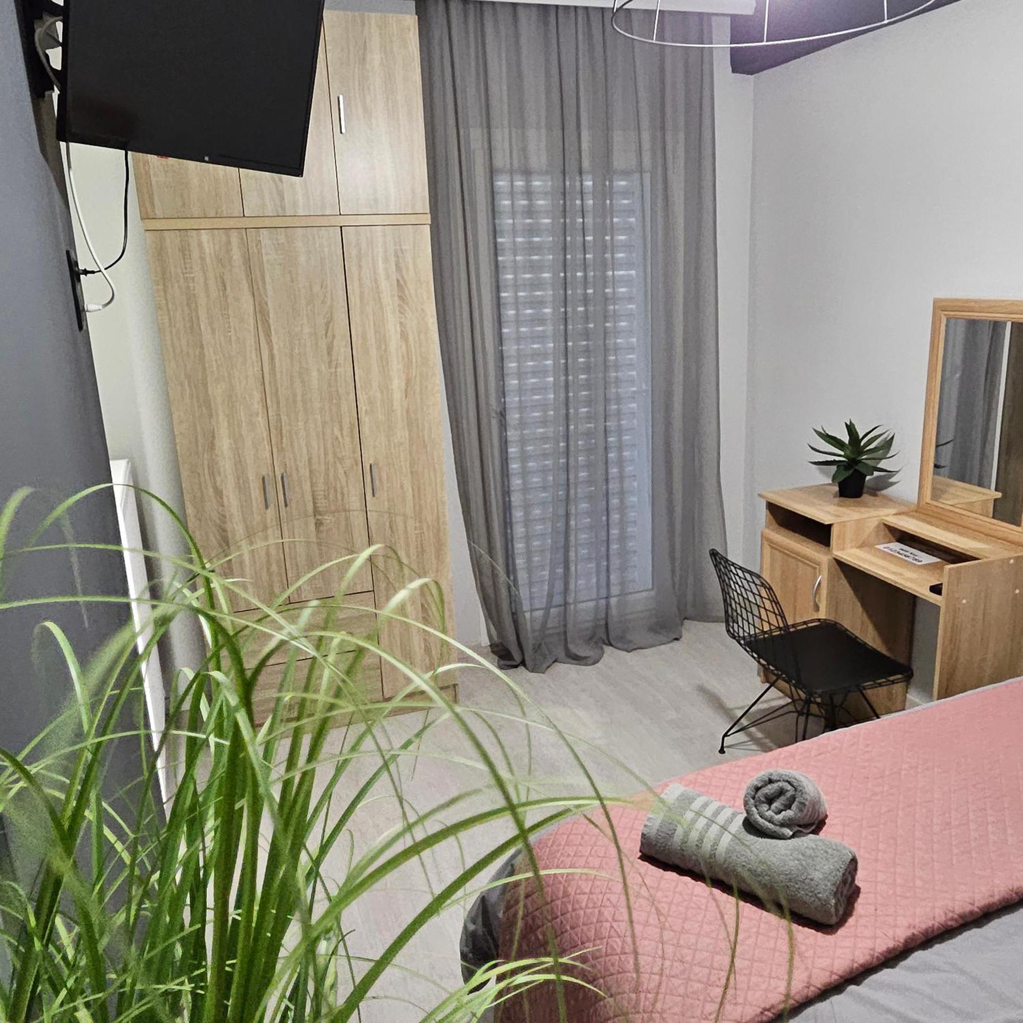 Central 3 Modern Apartment With Free Parking Serres Exterior photo